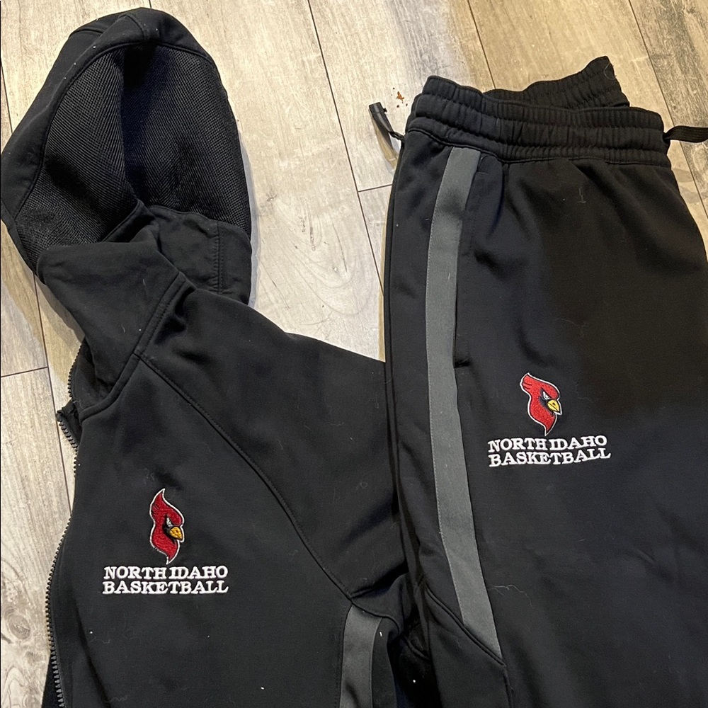Nike NIC (north Idaho college) sweat set